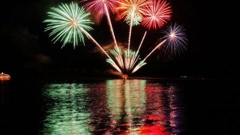 Fuegos artificiales en Nochebuena