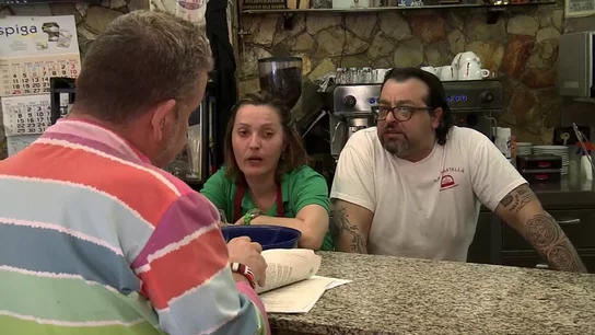 Alberto Chicote se enfrenta a la peor noticia que podían recibir los dueños de 'La Tarantella' Alberto Chicote se enfrenta a la peor noticia que podían recibir los dueños de 'La Tarantella'