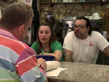 Alberto Chicote se enfrenta a la peor noticia que podían recibir los dueños de 'La Tarantella' Alberto Chicote se enfrenta a la peor noticia que podían recibir los dueños de 'La Tarantella'