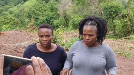 La familia del fallecido La familia del fallecido