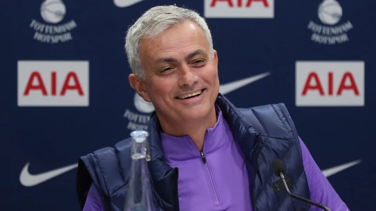 José Mourinho, en rueda de presa José Mourinho, en rueda de presa