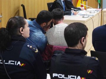 Miembros de la Manada durante el juicio por el abuso en Pozoblanco Miembros de la Manada durante el juicio por el abuso en Pozoblanco