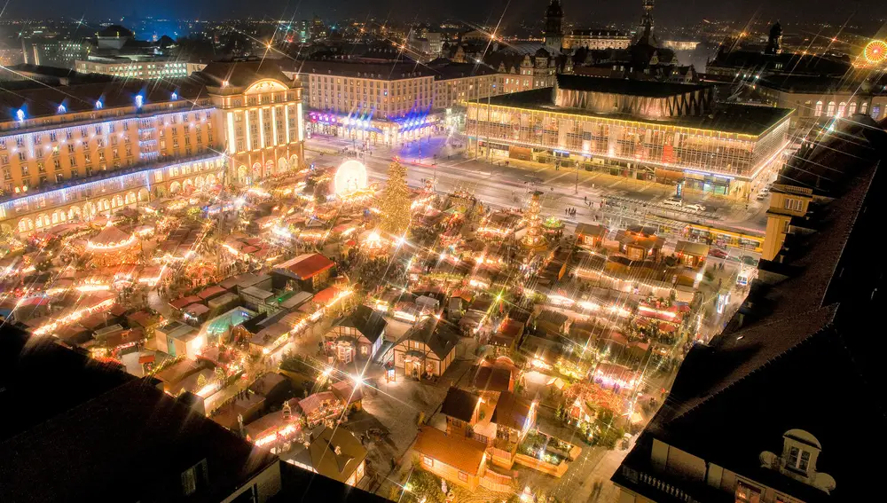 Panorámica del Mercado de Navidad Striezelmarkt