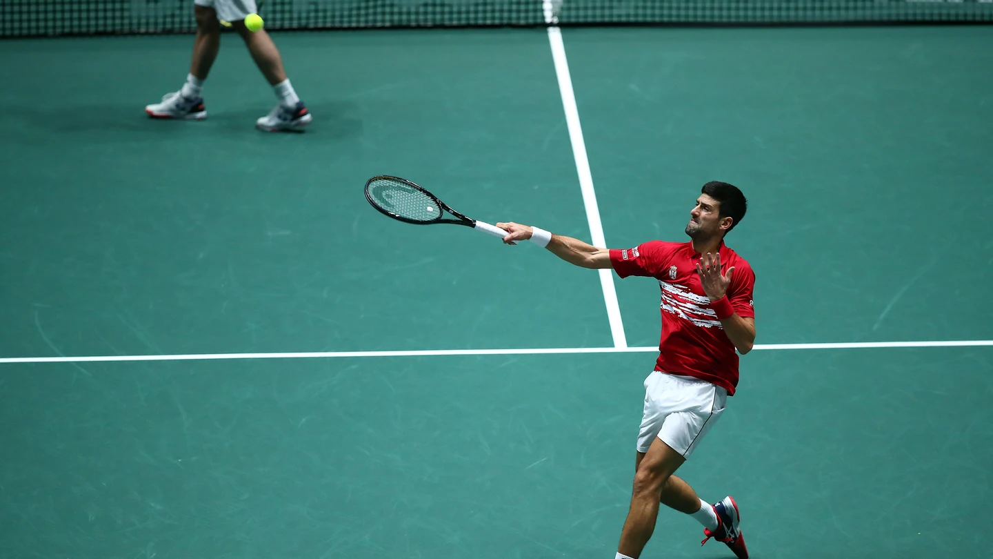 Novak Djokovic tras lanzar un pelotazo contra la afición en Madrid Novak Djokovic tras lanzar un pelotazo contra la afición en Madrid
