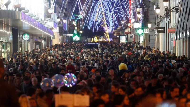 Las calles se llenan de gente el Black Friday