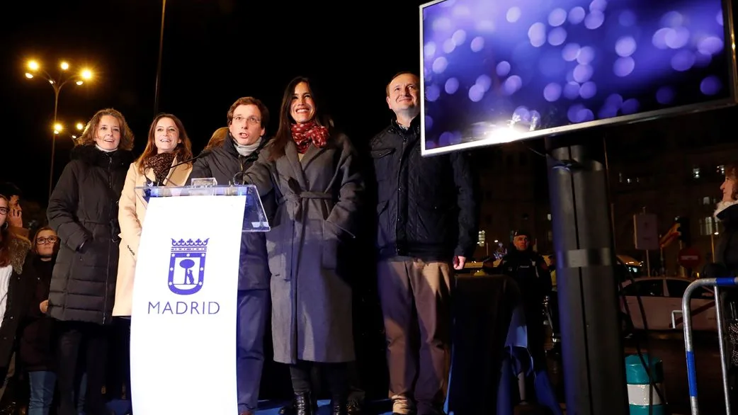 Martínez-Almeida, en el encendido de las luces de Navidad