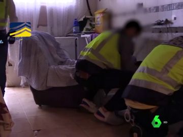 Desarticulada una organización criminal dedicada a la trata de seres humanos y explotación de mujeres Desarticulada una organización criminal dedicada a la trata de seres humanos y explotación de mujeres