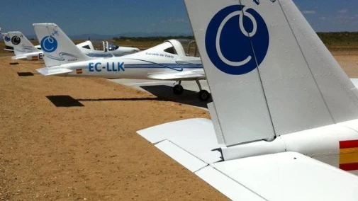 Imagen de archivo de avionetas en el aeródromo de Casarrubios del Monte