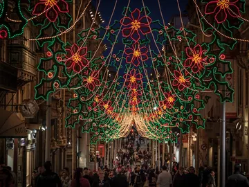 Calles iluminadas en Malta en Navidad Calles iluminadas en Malta en Navidad