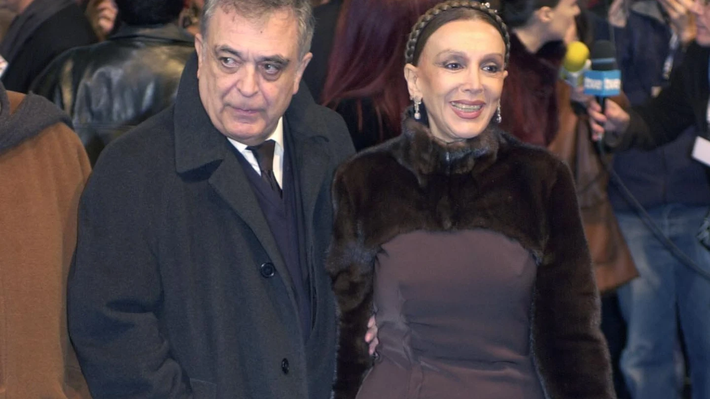 Javier Aguirre y Esperanza Roy Javier Aguirre y Esperanza Roy