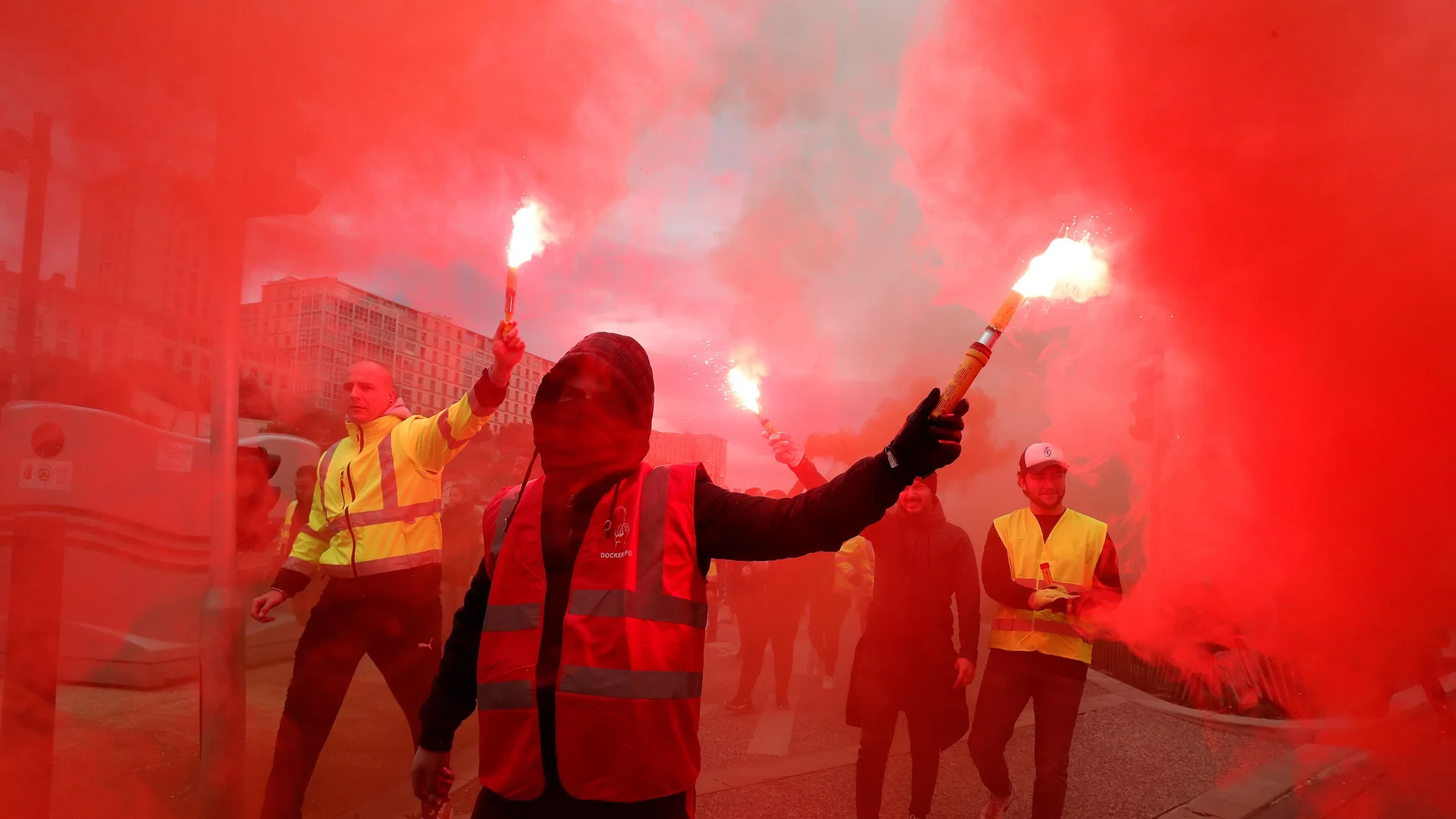 Varios manifestantes durante una de las protestas en Francia