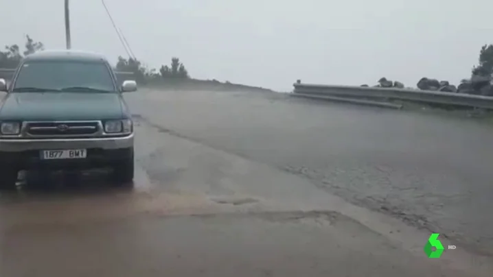 Una potente borrasca provoca fuertes vientos y lluvias en las Islas Canarias