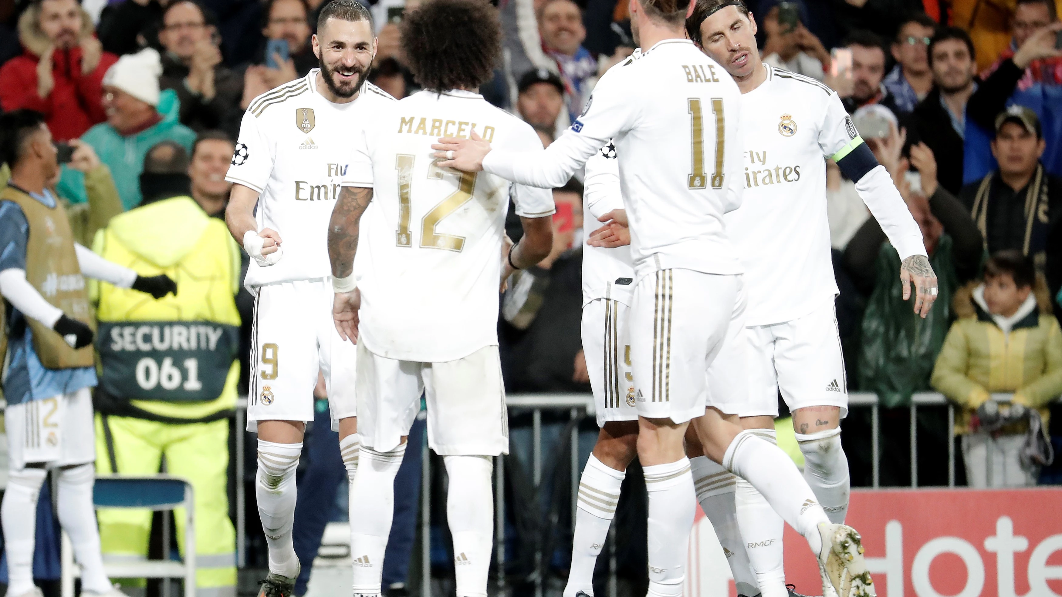 Los jugadores del Real Madrid celebran un gol