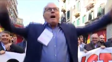 Josep Bou en la manifestación por el Día de la Constitución