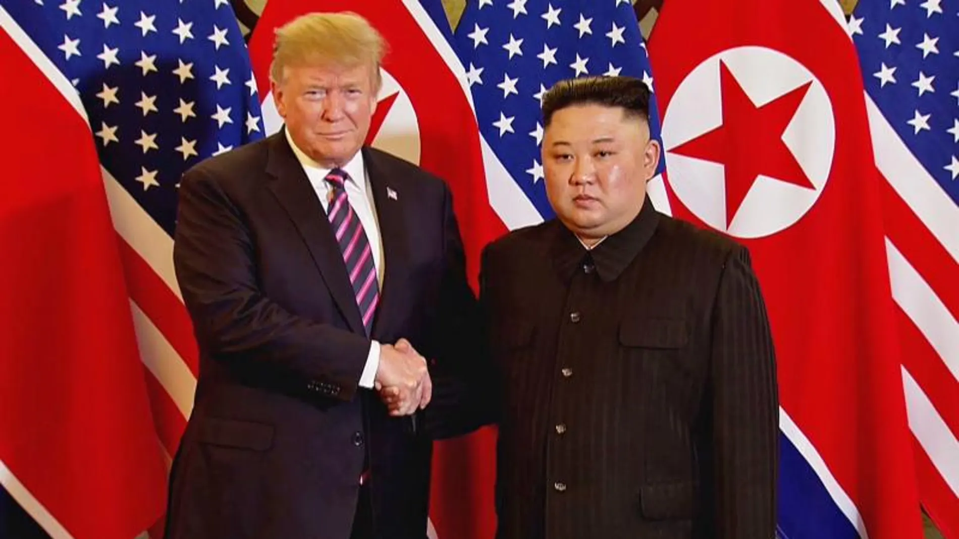El presidente de EEUU, Donald Trump, junto al líder norcoreano, Kim Jong-un.