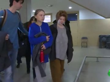 Greta Thunberg visita por sorpresa la Cumbre Social de Madrid celebrada en la Complutense Greta Thunberg visita por sorpresa la Cumbre Social de Madrid celebrada en la Complutense