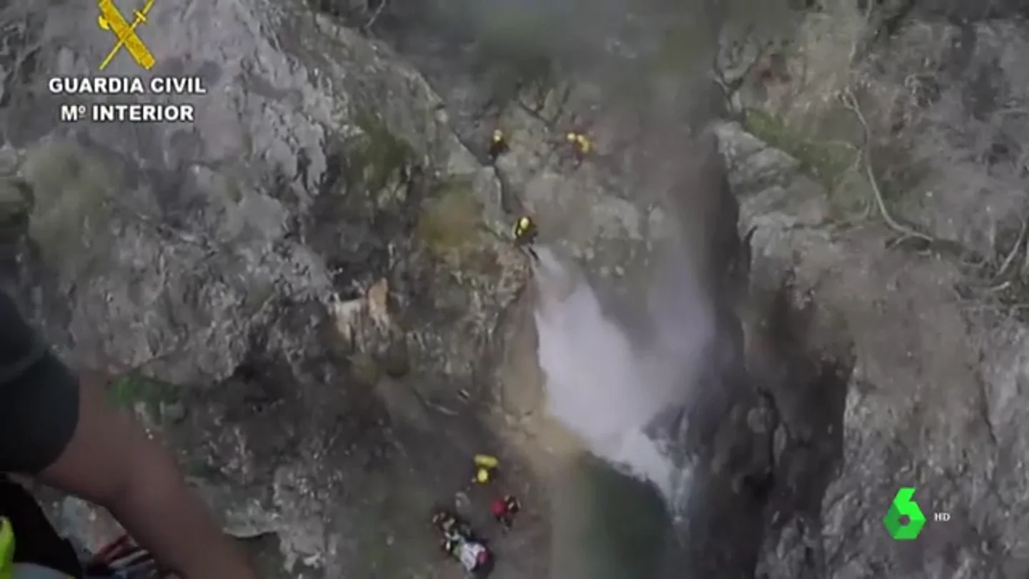 La Guardia Civil rescata con helicóptero a una mujer herida en el torrent de Solleric, Mallorca La Guardia Civil rescata con helicóptero a una mujer herida en el torrent de Solleric, Mallorca