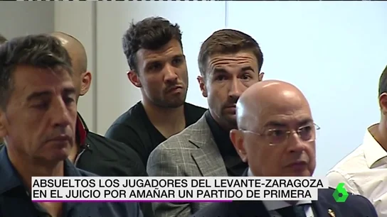 El juez absuelve a los jugadores acusados de amaño por el Levante-Zaragoza de 2011 y condena a dos exdirectivos maños El juez absuelve a los jugadores acusados de amaño por el Levante-Zaragoza de 2011 y condena a dos exdirectivos maños