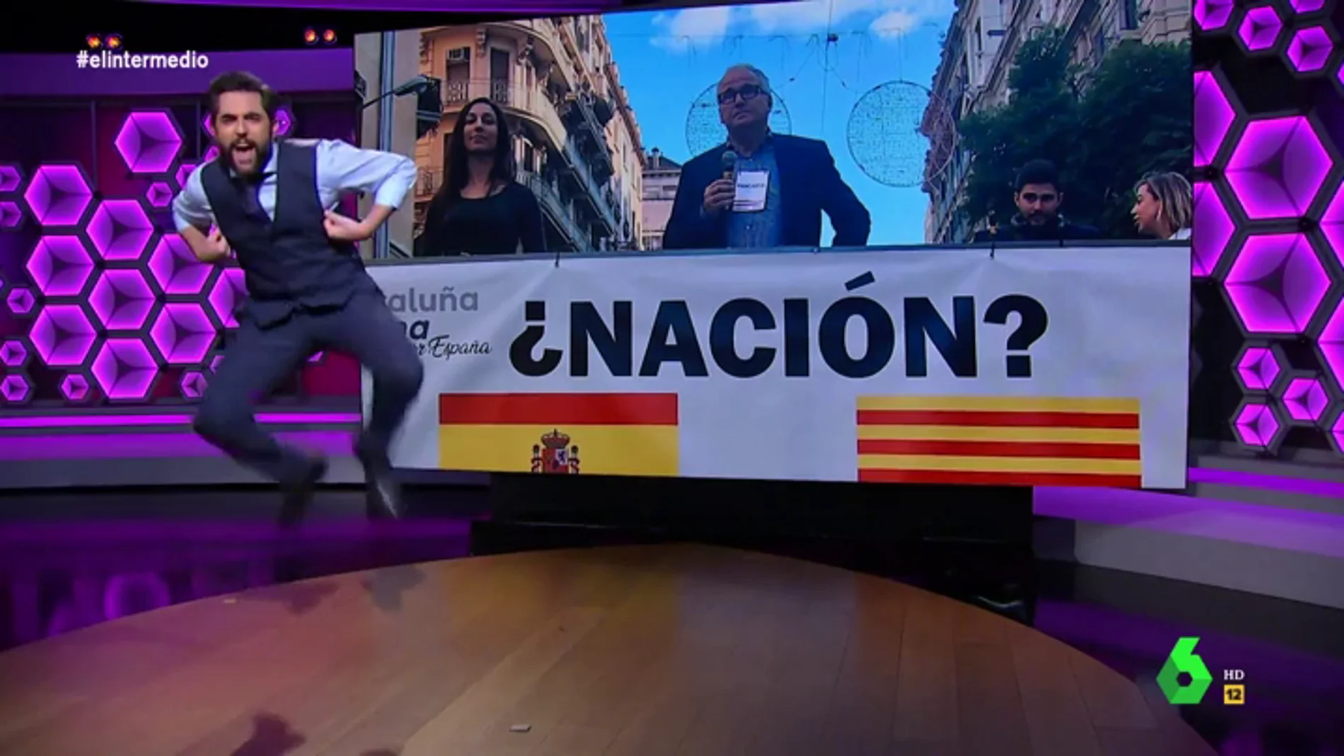Dani Mateo El líder del PP catalán "convierte una manifestación en una clase de CrossFit"