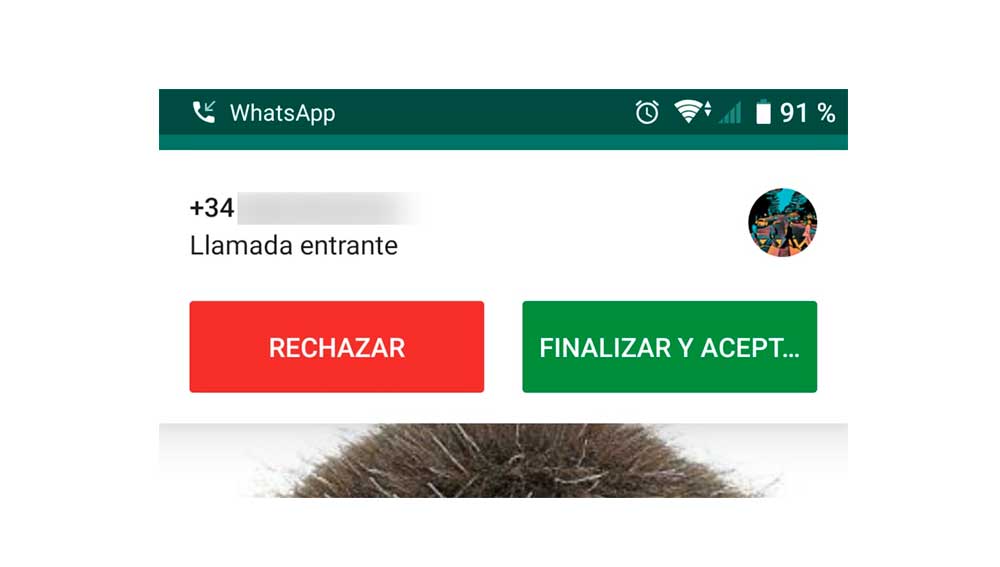 Llamada en espera de WhatsApp