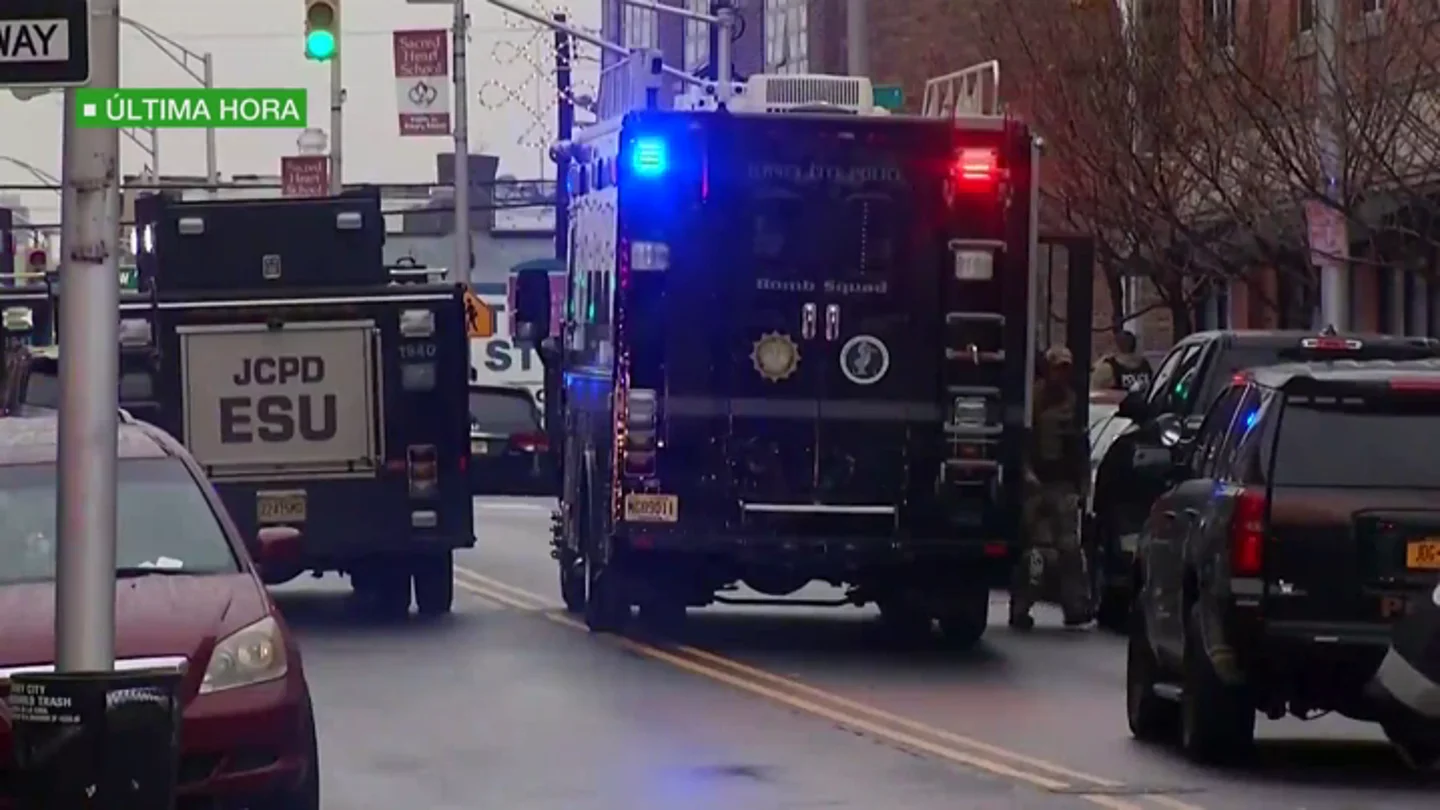 Dos tiradores disparan en la cabeza a un policía en Nueva Jersey, EEUU Dos tiradores disparan en la cabeza a un policía en Nueva Jersey, EEUU