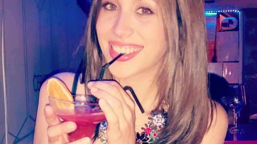 Ana Enjamio Ana Enjamio