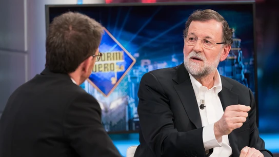 Mariano Rajoy valora en 'El Hormiguero 3.0' que Sánchez negocie con los independentistas: "Es malo para España" Mariano Rajoy valora en 'El Hormiguero 3.0' que Sánchez negocie con los independentistas: "Es malo para España"