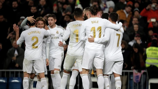 Varios jugadores del Real Madrid celebrando un gol ante la Real Sociedad Varios jugadores del Real Madrid celebrando un gol ante la Real Sociedad