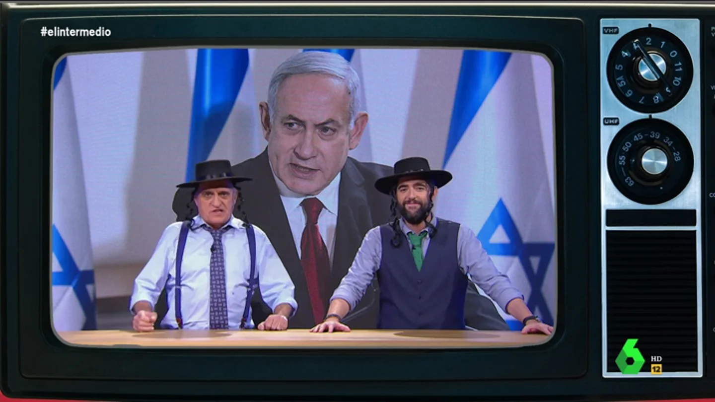 Wyoming y Dani Mateo 'resuelven' los problemas de Israel: "Hagamos con la inmunidad de los políticos igual que con los prepucios" Wyoming y Dani Mateo 'resuelven' los problemas de Israel: "Hagamos con la inmunidad de lo políticos igual que con los prepucios"