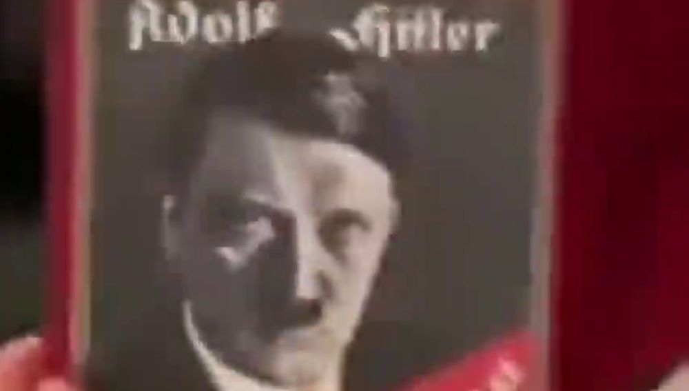 La confusión de un abuelo al regalar a su nieto el 'Mein Kampf' de Hitler en vez del videojuego 'Minecraft'