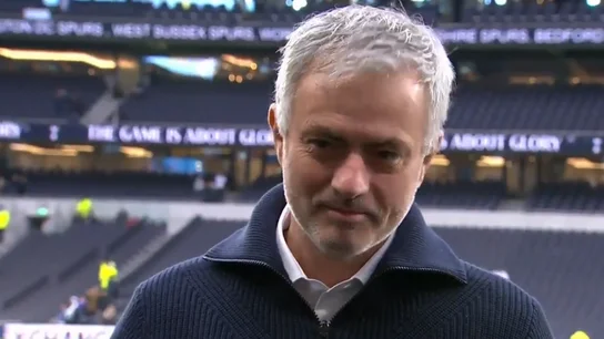 Mourinho anuncia la muerte de su perra Mourinho anuncia la muerte de su perra