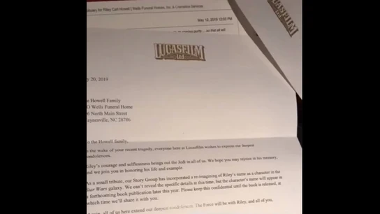 Fotograma de la carta que envió la productora a la familia para comunicarles su decisión. Fotograma de la carta que envió la productora a la familia para comunicarles su decisión.