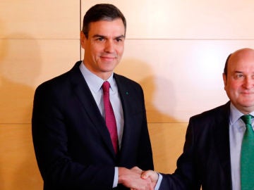 Pedro Sánchez y Andoni Ortuzar Pedro Sánchez y Andoni Ortuzar