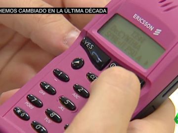 Ley antitabaco, Whatsapp y coches eléctricos: así hemos cambiado en la última década Ley antitabaco, Whatsapp y coches eléctricos: así hemos cambiado en la última década