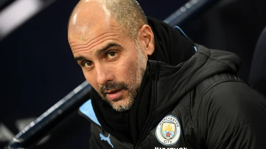 Guardiola, en el banquillo del Manchester City Guardiola, en el banquillo del Manchester City