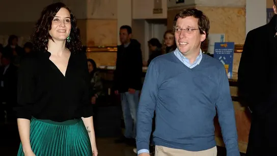 El Alcalde de Madrid, José Luis Martínez-Almeida (d), y la presidenta de la Comunidad, Isabel Díaz Ayuso El Alcalde de Madrid, Martínez-Almeida (d), y la presidenta de la Comunidad, Díaz Ayuso