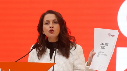 Inés Arrimadas ante los medios Inés Arrimadas ante los medios