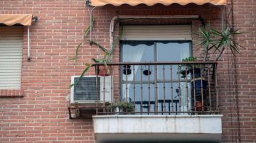 Vista de la vivienda en la que se produjo la agresión sexual múltiple en Murcia