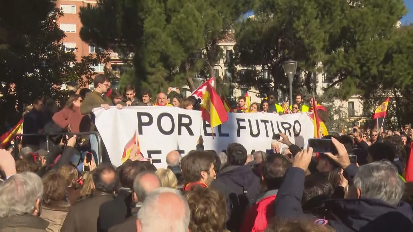 Manifestación por la unidad de España en Colón Manifestación por la unidad de España en Colón