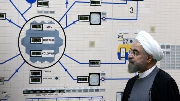 El presidente iraní Hassan Rouhani, visitando la central nuclear de la ciudad de Bushehr