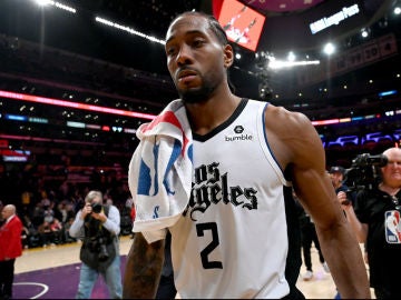 Kawhi Leonard, tras un partido Kawhi Leonard, tras un partido