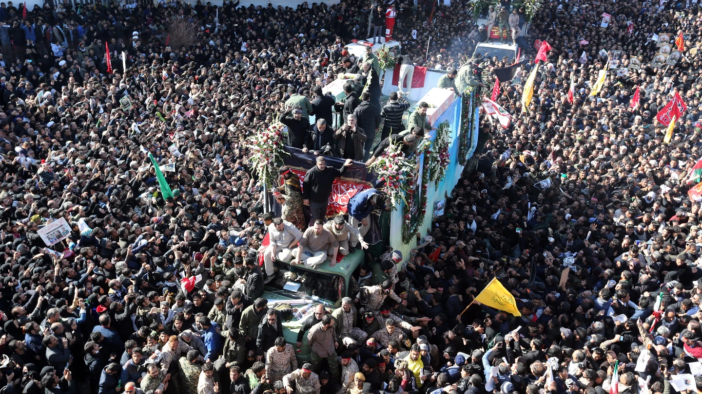 Estampida durante el funeral de Soleimaní en Irán Estampida durante el funeral de Soleimaní en Irán