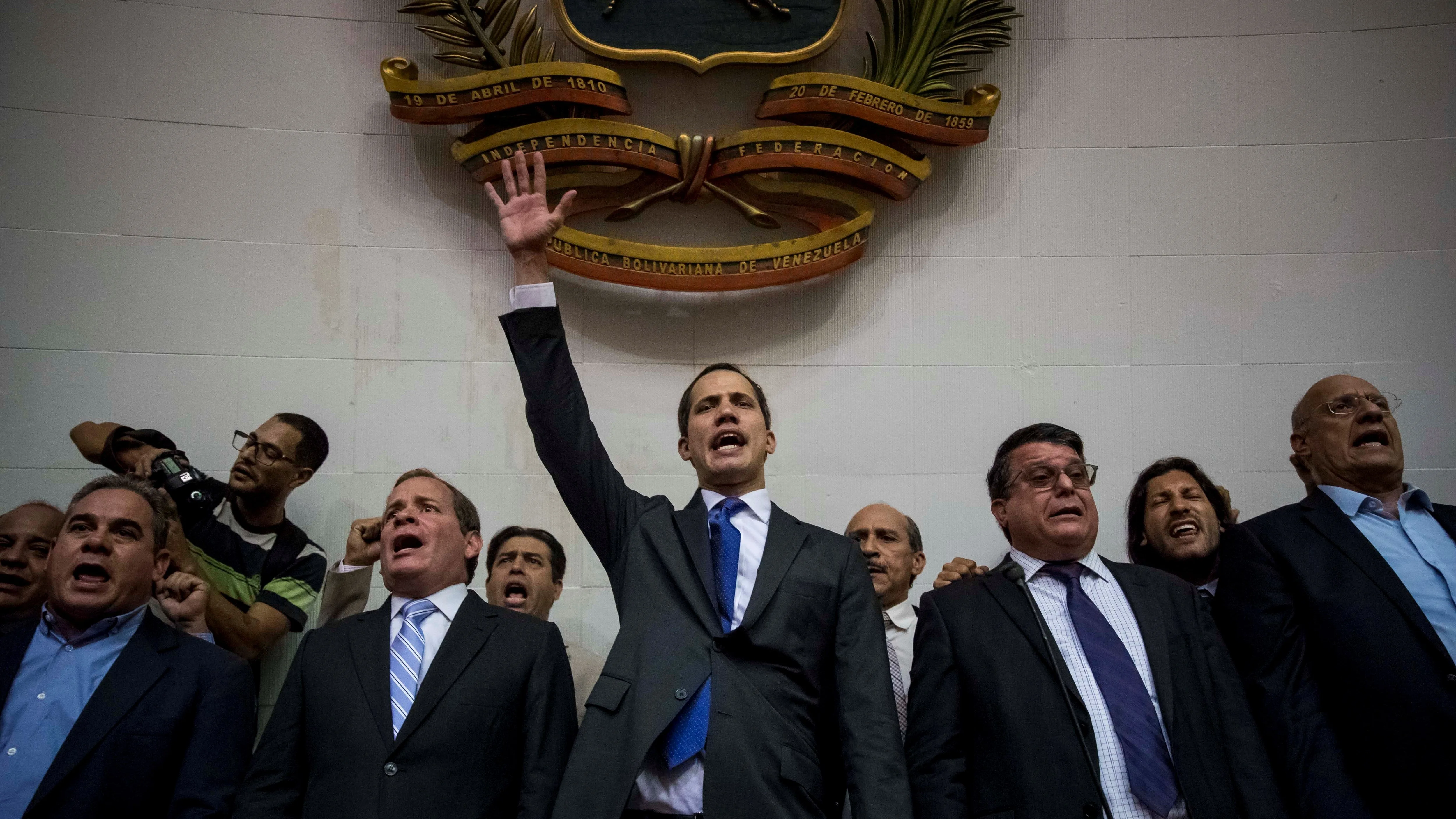 El líder opositor Juan Guaidó encabeza una sesión del Parlamento de Venezuela, en Caracas