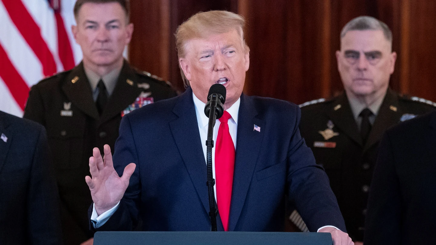 Trump anuncia poderosas sanciones a Irán y apuesta por un nuevo acuerdo nuclear Trump anuncia poderosas sanciones a Irán y apuesta por un nuevo acuerdo nuclear
