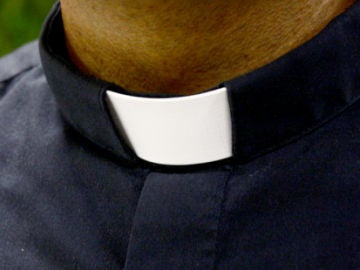 La fortuna del sacerdote que estafaba a ancianas viudas y ricas La fortuna del sacerdote que estafaba a ancianas viudas y ricas