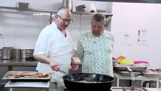Chicote alucina con las albóndigas express que no convencen a los clientes: "La comida de mi gato está más buena" Chicote alucina con las albóndigas express que no convencen a los clientes: "La comida de mi gato está más buena"
