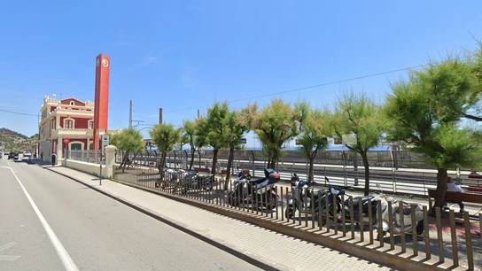 La estación de Rodalies en Montgat, donde el conductor ha tenido que finalizar su jornada. La estación de Rodalies en Montgat, donde el conductor ha tenido que finalizar su jornada.