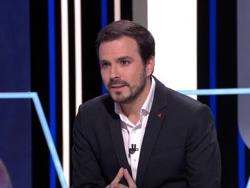"Indignación" entre los fiscales con Garzón por decir que la Fiscalía depende del Gobierno "Indignación" entre los fiscales con Garzón por decir que la Fiscalía depende del Gobierno