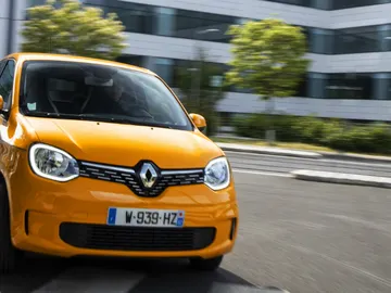 Renault electrifica a su pequeño urbano: en 2020 llegará el Twingo Z.E. Renault electrifica a su pequeño urbano: en 2020 llegará el Twingo Z.E.