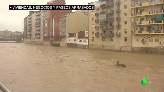 Cataluña sufre los efectos del temporal: importantes destrozos y calles anegadas Cataluña sufre los efectos del temporal: importantes destrozos y calles anegadas